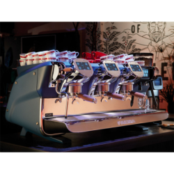 MACHINE A CAFE 3 GROUPES FAEMA E71 - Chez Frigotechnique Tunisie